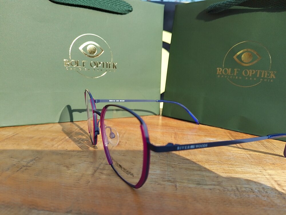 RIVER WOODS RW2143