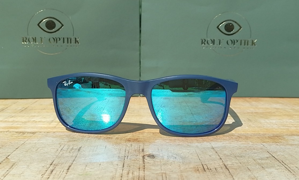 Ray-Ban RB4202 Andy - Matte Blue / Blue Flash