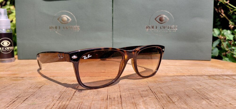 Ray-Ban RB2132 New Wayfarer 710/51 