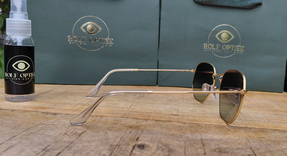 Ray-Ban RB3548 001/BH &ndash; Tijdloos Design met een Moderne Twist