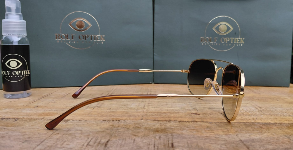 Ray-Ban RB3735 001/51 &ndash; Bain Bridge