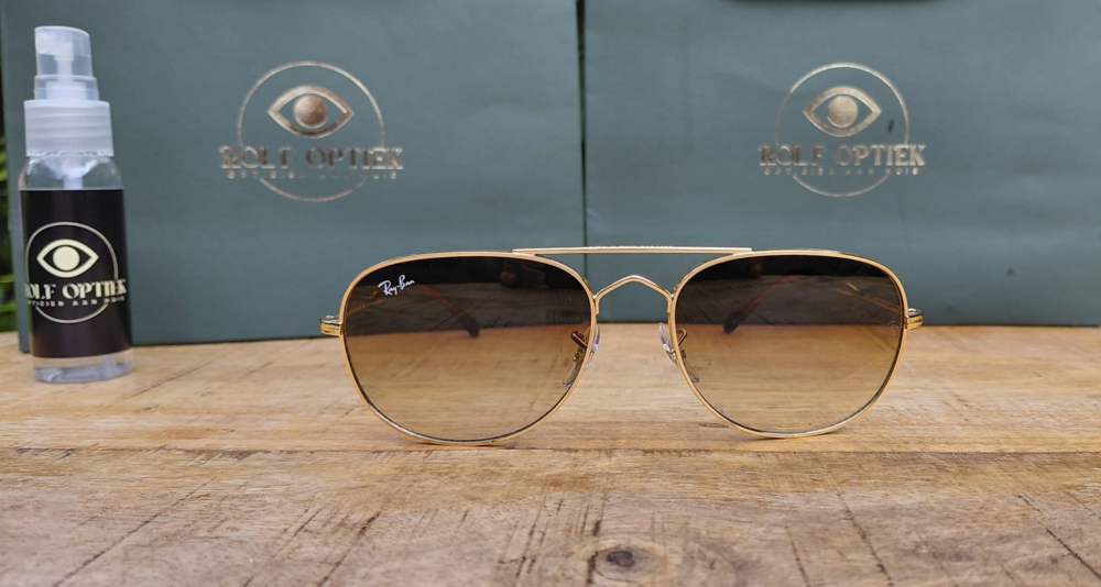 Ray-Ban RB3735 001/51 &ndash; Bain Bridge