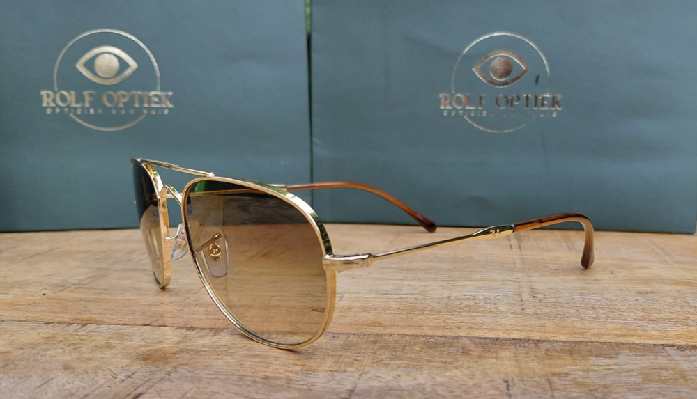 Ray-Ban RB3735 001/51 &ndash; Bain Bridge