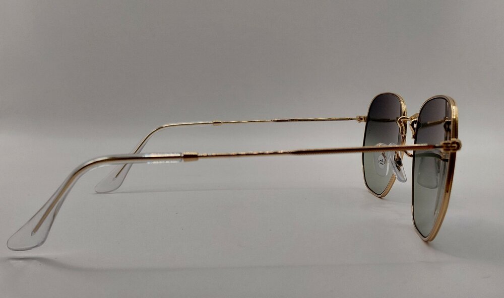 Ray-Ban RB3548 001/BH &ndash; Tijdloos Design met een Moderne Twist