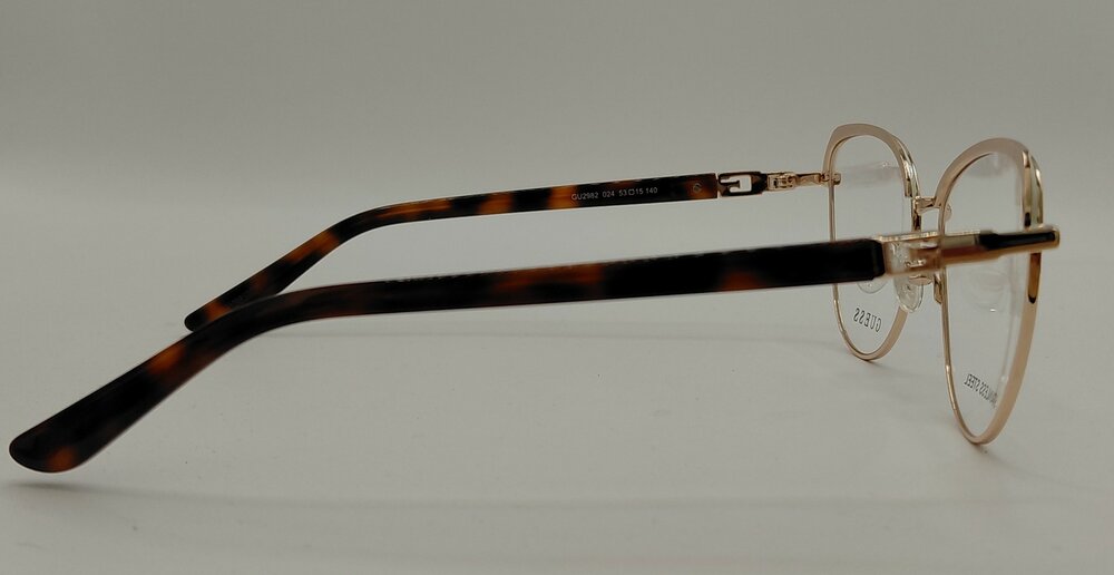 GUESS GU2982 024 &ndash; Shiny White / Blonde Havana