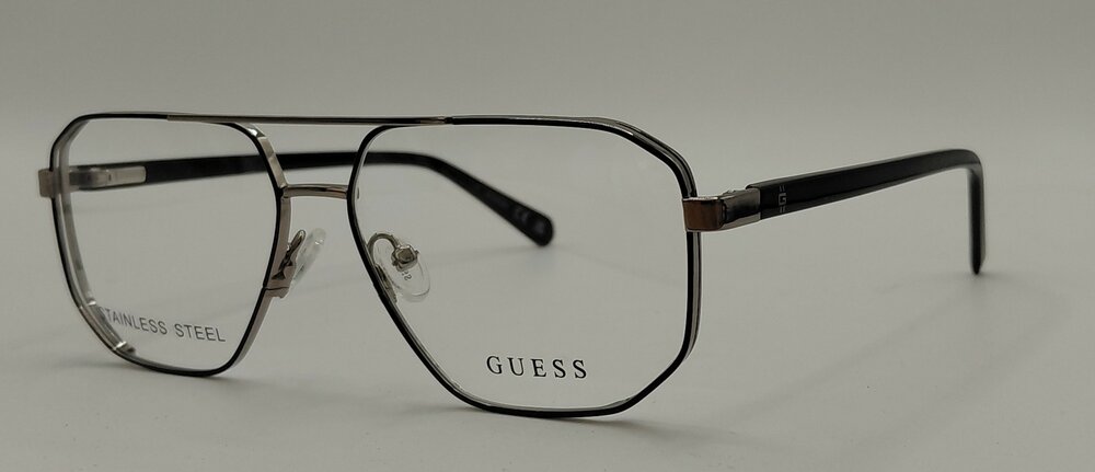GUESS GU50135 005 &ndash; Shiny Black