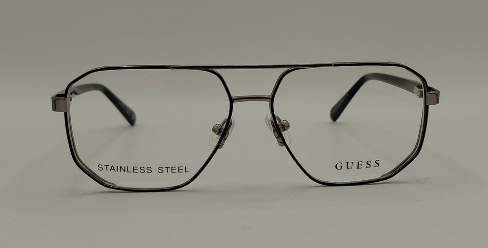 GUESS GU50135 005 &ndash; Shiny Black