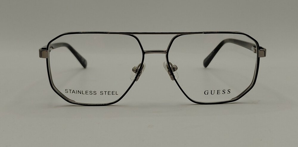 GUESS GU50135 005 &ndash; Shiny Black