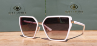 De Guess GU7871 21P zonnebril WIT