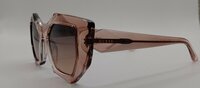 Guess GU7897 47F &ndash; Tijdloos met een trendy twist