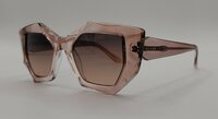 Guess GU7897 47F &ndash; Tijdloos met een trendy twist
