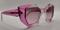 GUESS GU7897 711 &ndash; Stijlvolle Roze Zonnebril