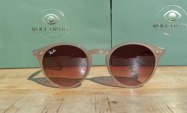 Ray-Ban RB2180 8605 &ndash; Turtledove / Brown Gradient