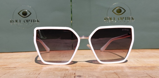 De Guess GU7871 21P zonnebril WIT