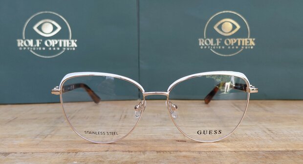 GUESS GU2982 024 &ndash; Shiny White / Blonde Havana