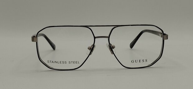 GUESS GU50135 005 &ndash; Shiny Black